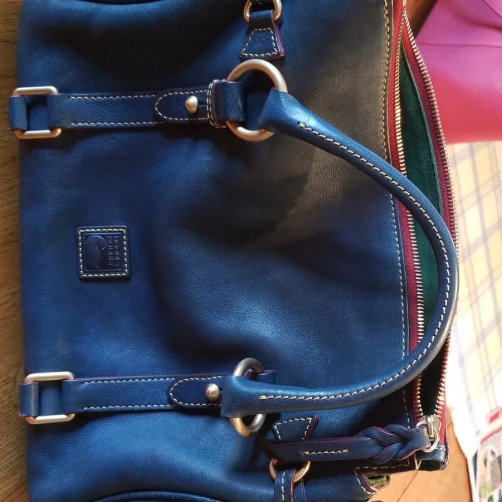 Dooney bourke satchel